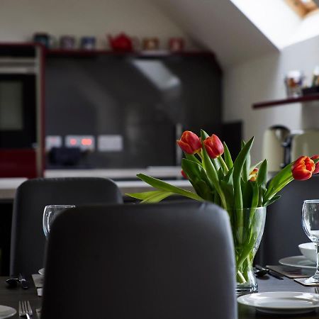 Skyelight Apartment Портри Экстерьер фото